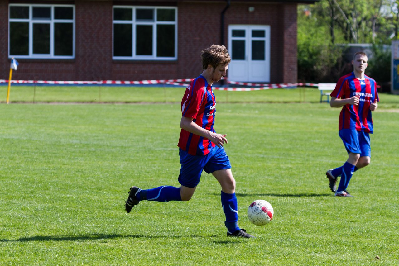 Bild 127 - Herren FSG BraWie 08 - TSV Ntzen : Ergebnis: 1:2